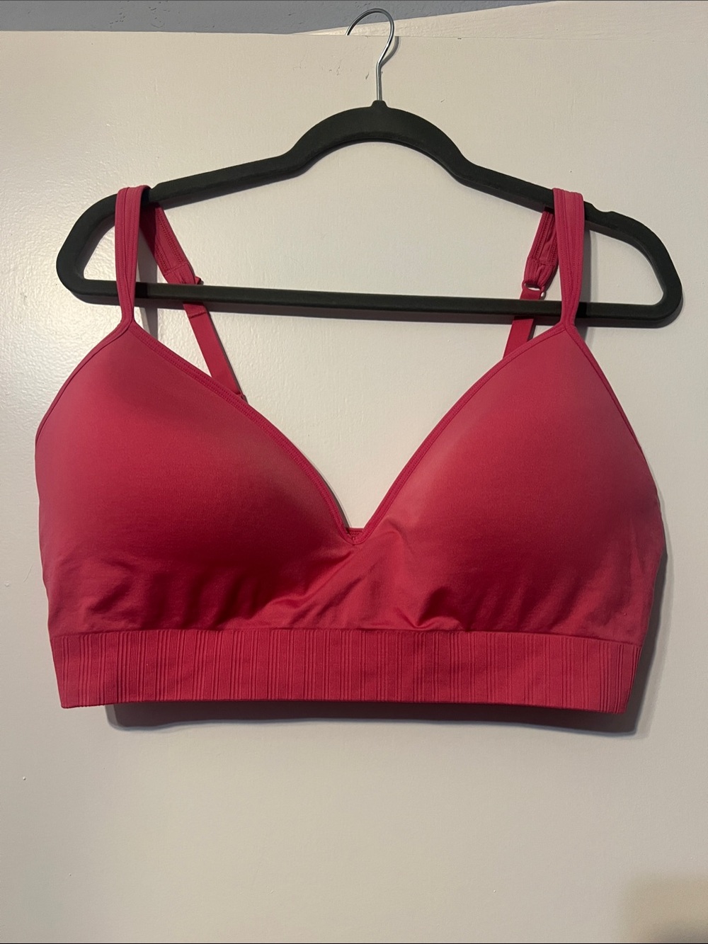 Athleta size XL Wireless Pink Bralette with Adjustable Straps